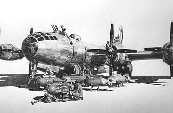 B-29 groud crew